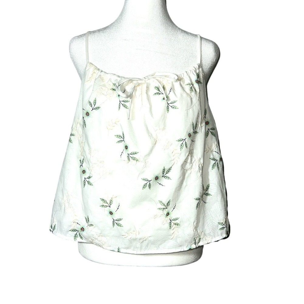 Kirious Los Angeles Floral Embroidered Large Crop Top‎ 100% Cotton